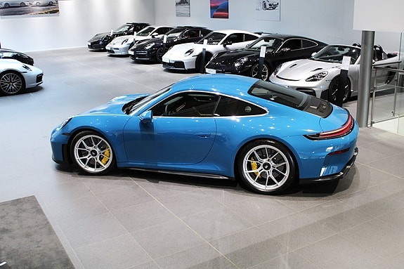 Porsche 911 GT3 11 of 24