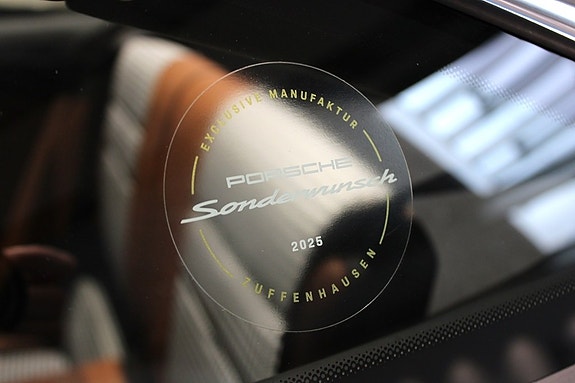 Porsche 911 GT3 18 of 24