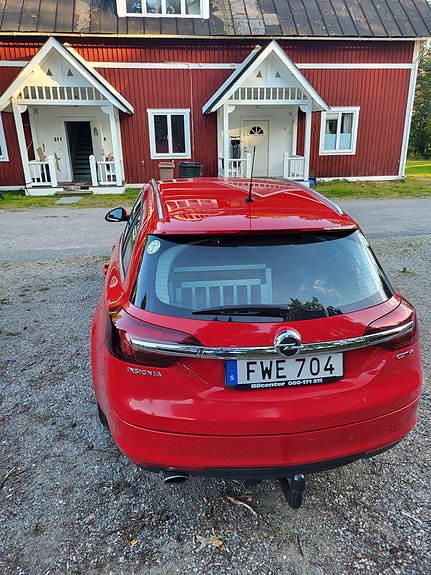 Opel Insignia 3 of 16