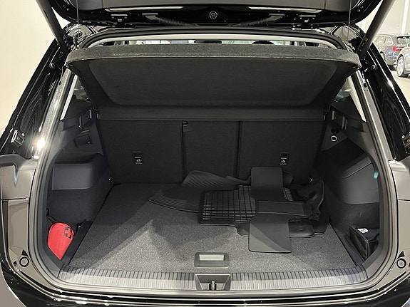 Volkswagen Tiguan 9 of 25
