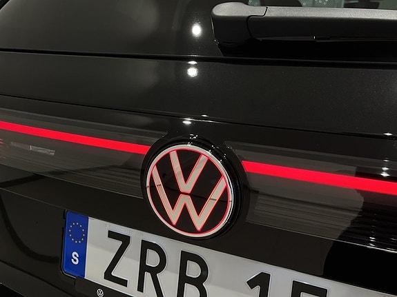 Volkswagen Tiguan 8 of 25