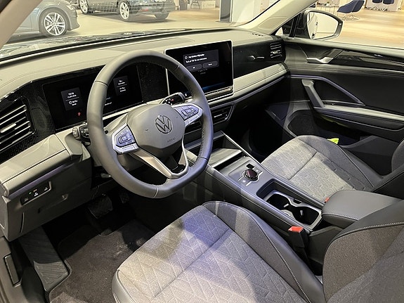 Volkswagen Tiguan 15 of 25