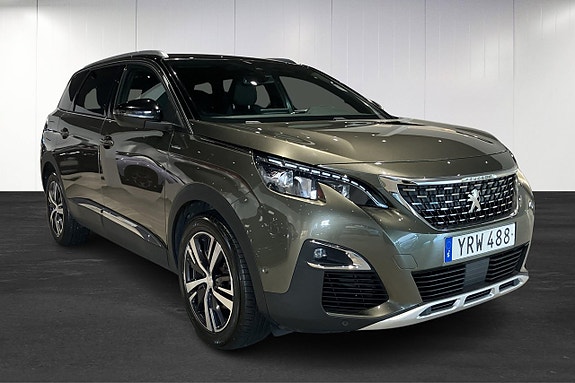 Peugeot 5008 2 of 15