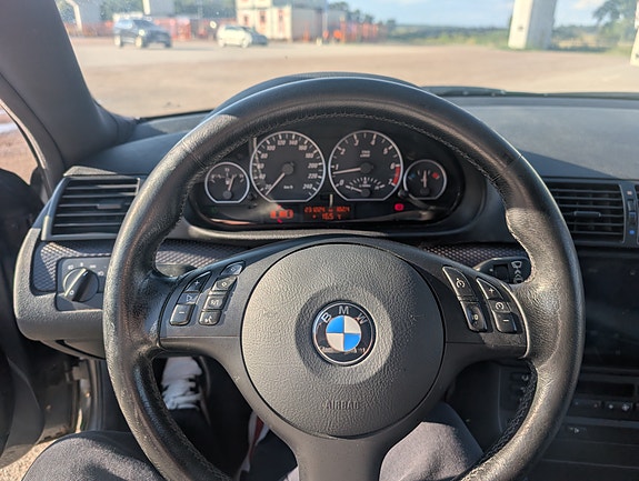 BMW 330Ci 12 of 23