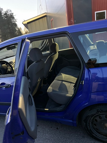 Ford Focus 3 of 10