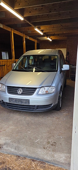 Volkswagen Caddy 2 of 8