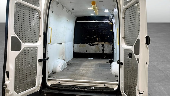 Volkswagen Crafter 10 of 10