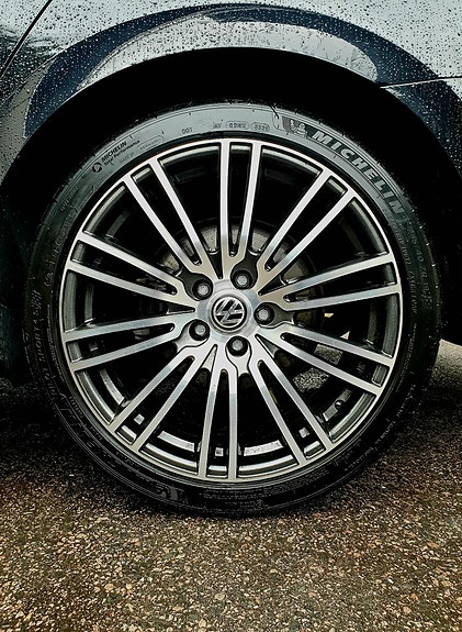 Volkswagen Passat 11 of 13