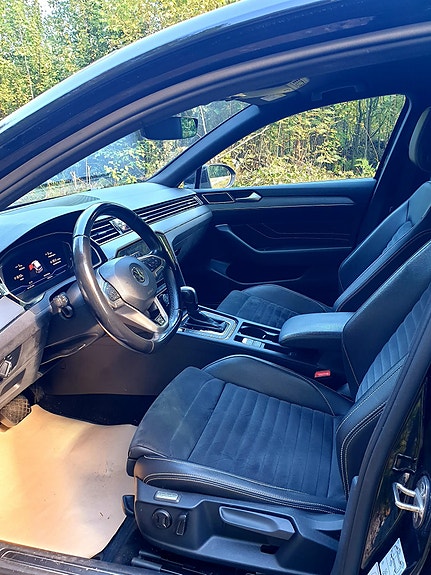 Volkswagen Passat 7 of 13