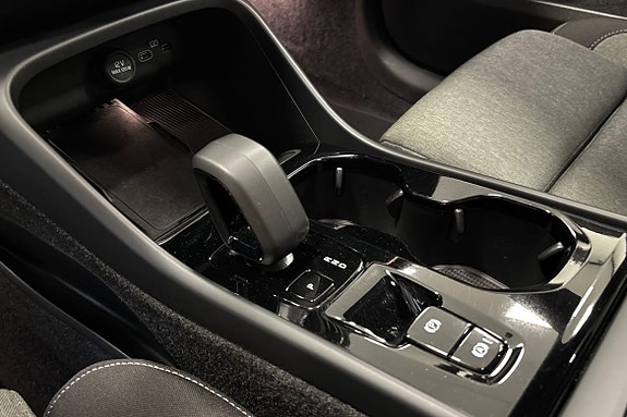 Volvo XC40 16 of 26