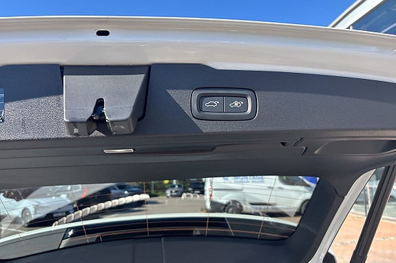 Volvo V60 12 of 15