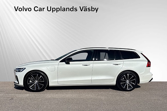 Volvo V60 3 of 15