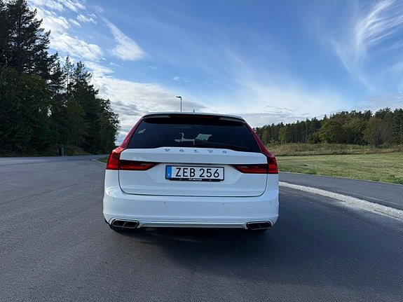 Volvo V90 6 of 15