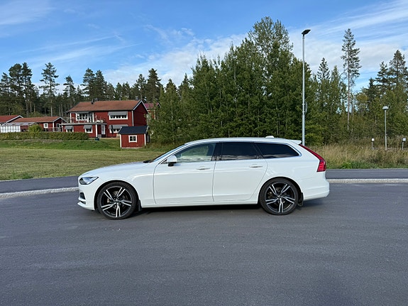 Volvo V90 3 of 15