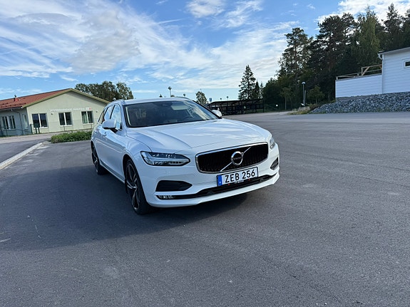 Volvo V90 5 of 15