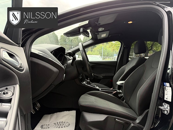 Ford Focus 21 of 30