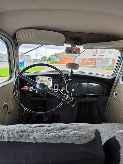 Citroen Traction Avant 6 of 9