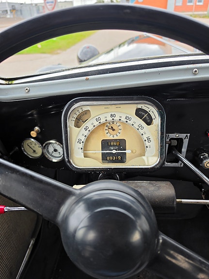 Citroen Traction Avant 7 of 9