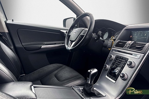 Volvo XC60 14 of 16
