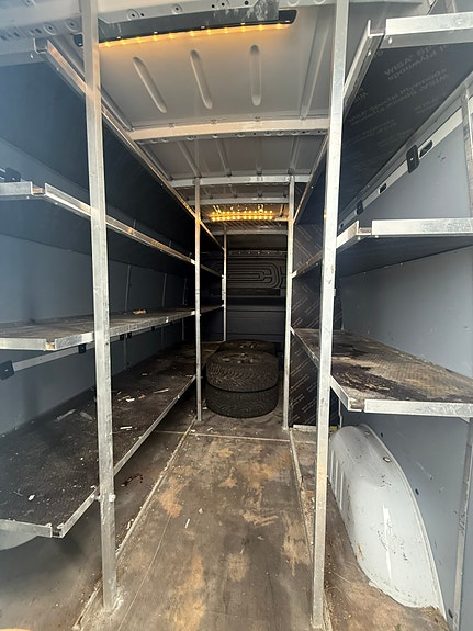 Mercedes-Benz Sprinter 316 9 of 9