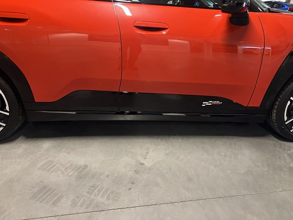 MINI Aceman SE 15 of 16