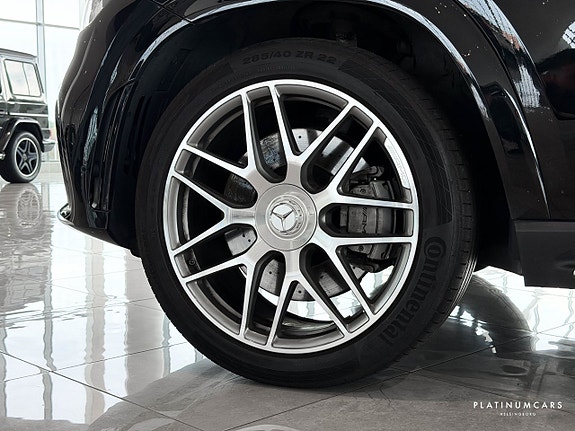 Mercedes-Benz GLE53 24 of 24