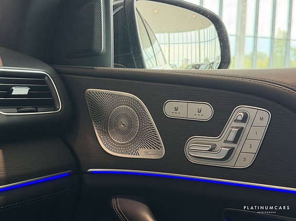 Mercedes-Benz GLE53 17 of 24