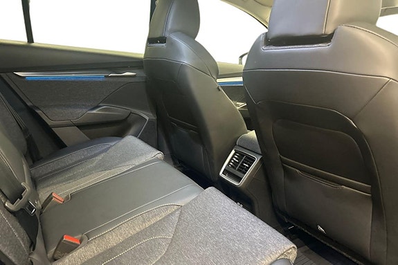 Skoda Elroq 6 of 16