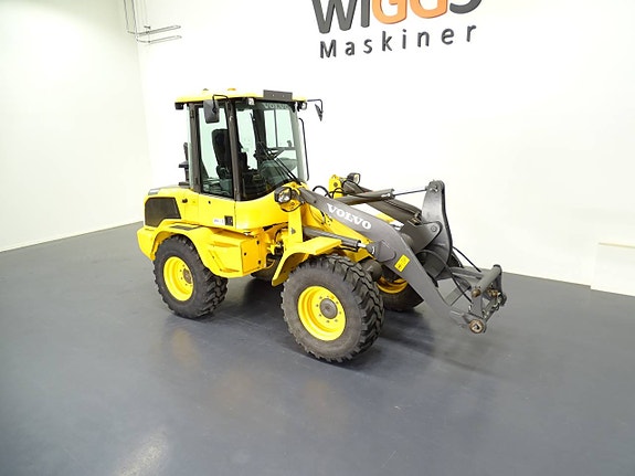 Volvo L35GS /  30km/t / Aircondition / Lastdemp 4 of 6