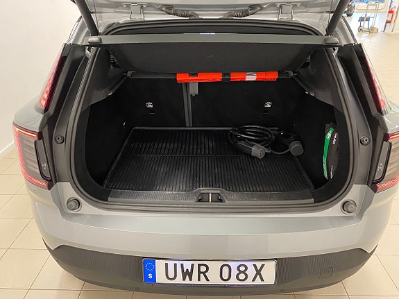 Volvo EX30 9 of 17