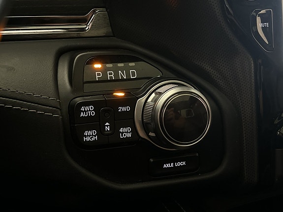 Dodge RAM 1500 25 of 30