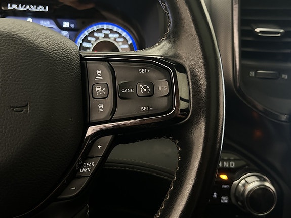 Dodge RAM 1500 24 of 30