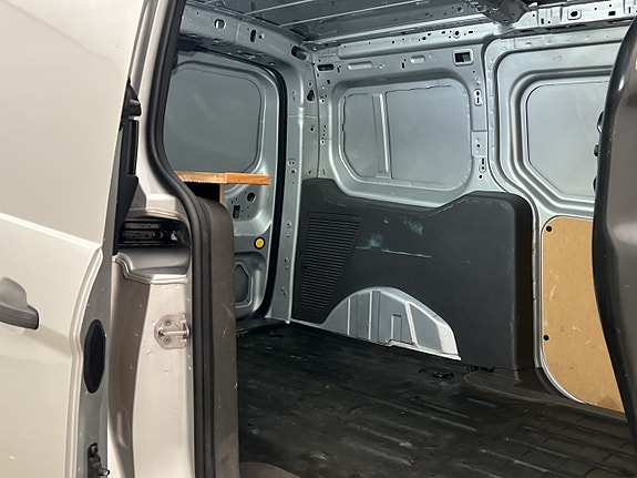 Ford Transit Connect 14 of 30
