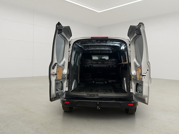 Ford Transit Connect 13 of 30