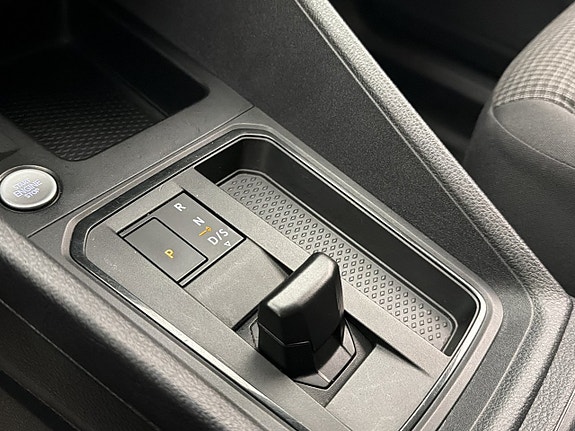 Volkswagen Caddy 25 of 30