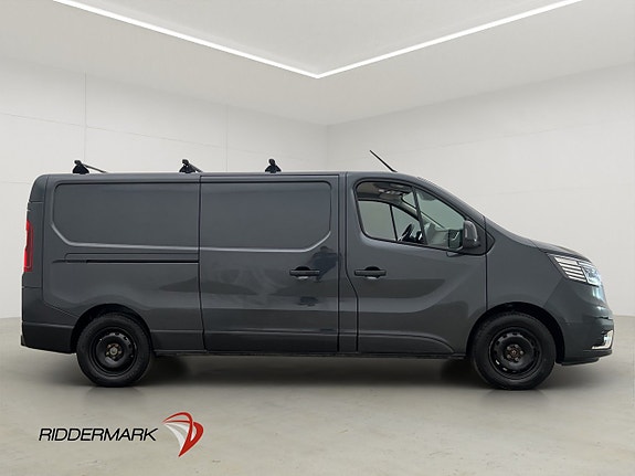 Renault Trafic 2 of 30