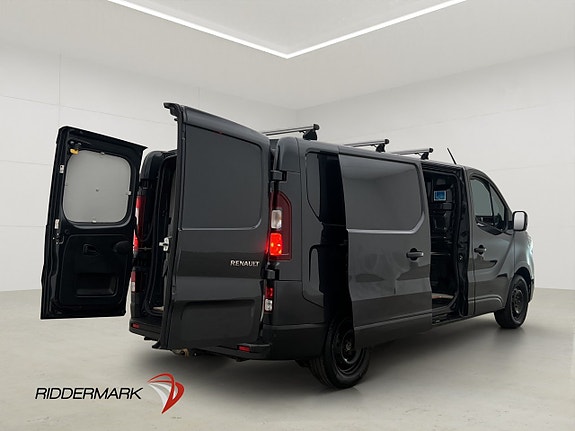 Renault Trafic 12 of 30