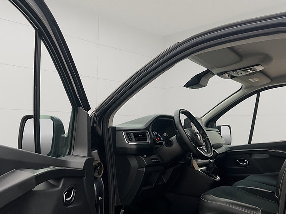 Renault Trafic 15 of 30