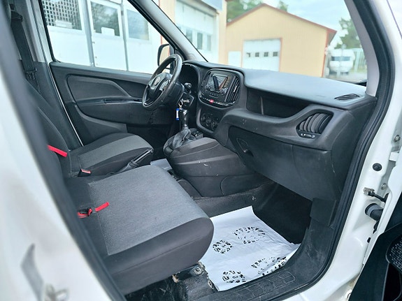 Fiat Doblo 11 of 19