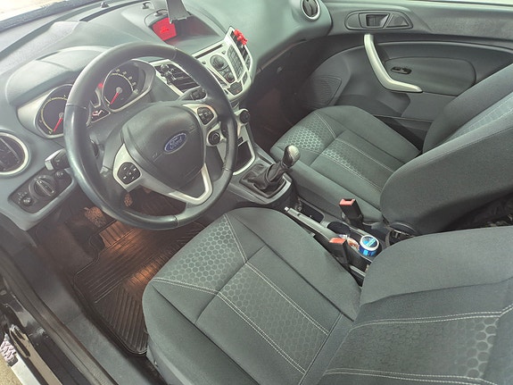 Ford Fiesta 7 of 7