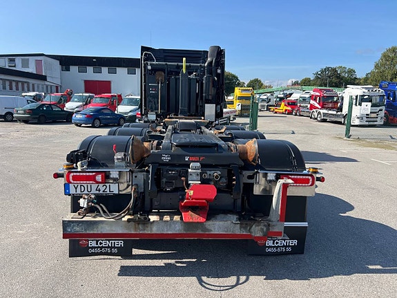 Mercedes Arocs 3251 Tridem Lastväxlare, Fullt Plogutrustad 3 of 12