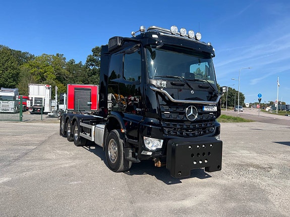 Mercedes Arocs 3251 Tridem Lastväxlare, Fullt Plogutrustad 5 of 12
