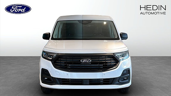 Ford Transit Connect 8 of 9