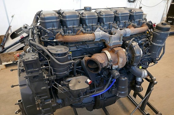 Motor Scania DC13 164 2 of 4