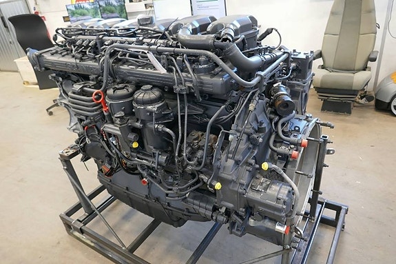 Motor Scania DC13 164 3 of 4