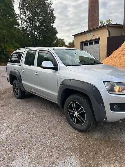 Volkswagen Amarok 3 of 8