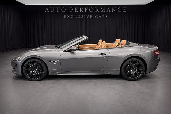 Maserati GranCabrio 3 of 12