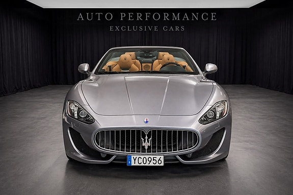 Maserati GranCabrio 5 of 12