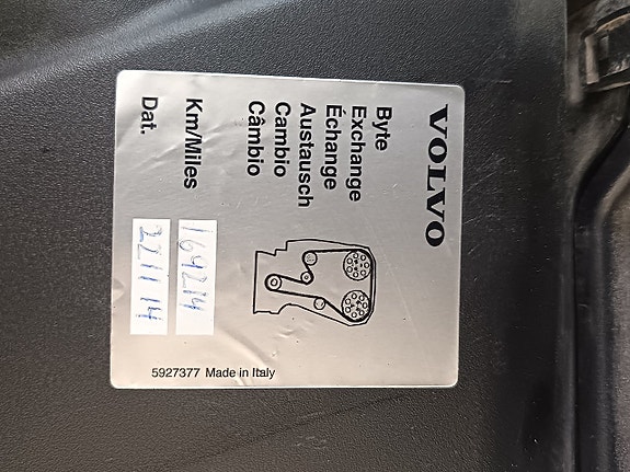 Volvo XC70 15 of 15