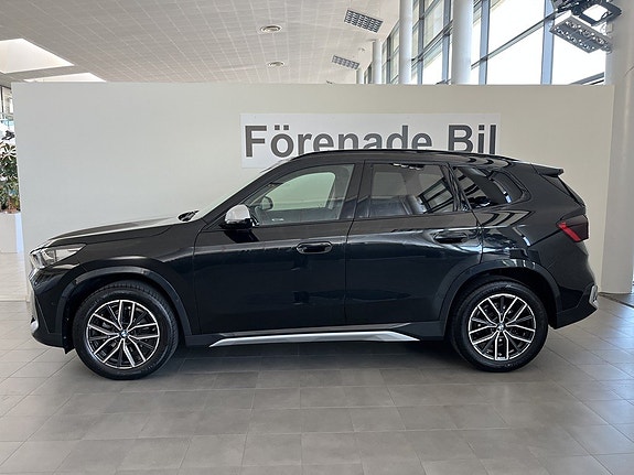 BMW X1 3 of 14